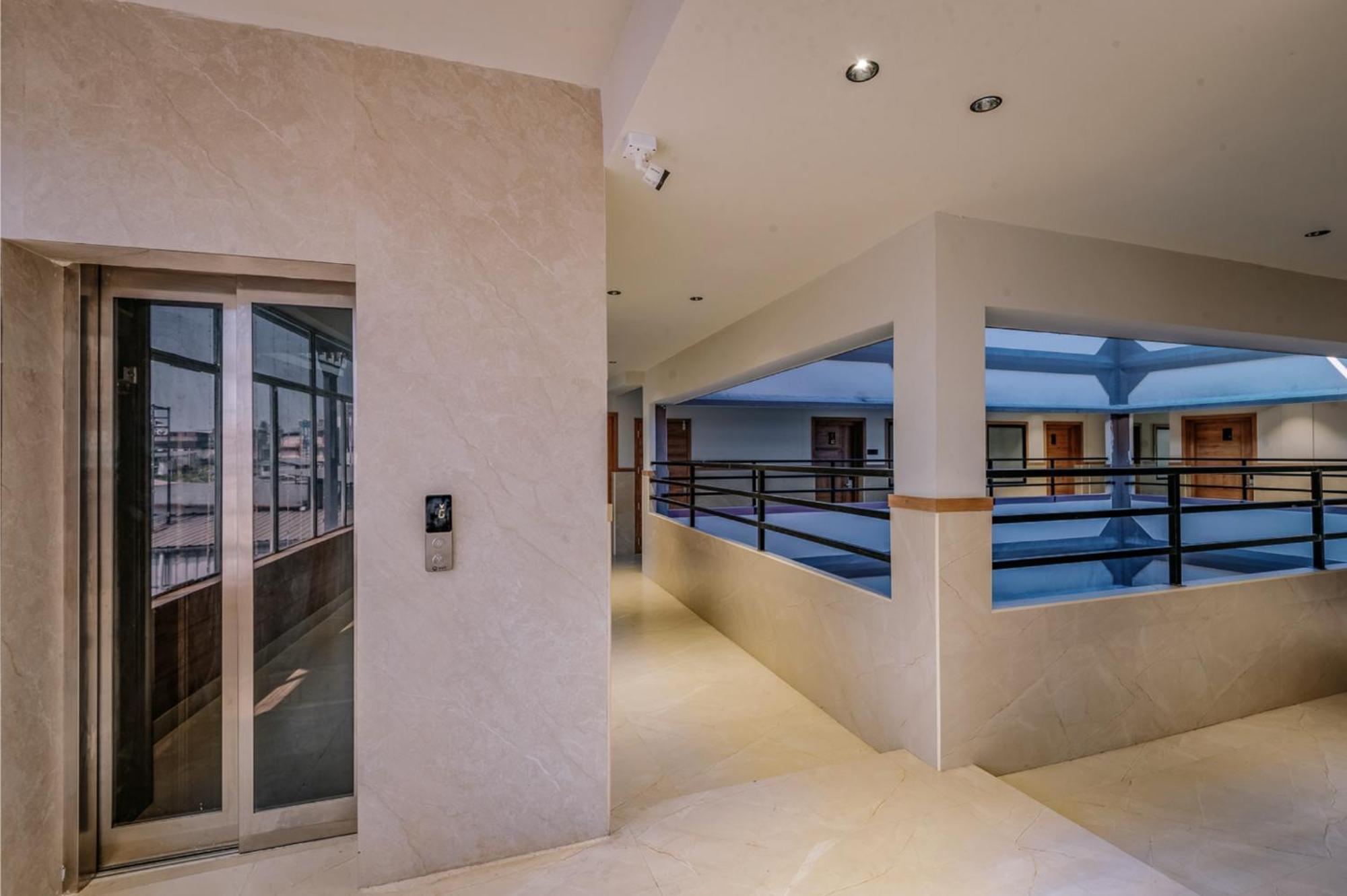 Hotel Beverly Plaza Kozhikode Exterior photo