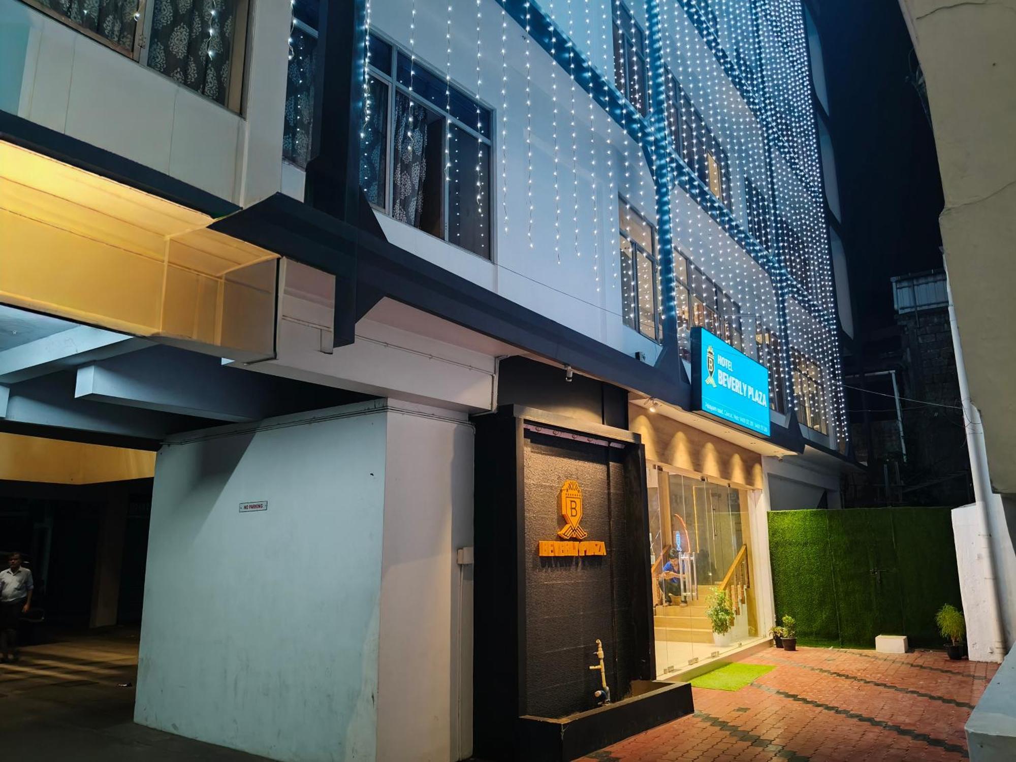 Hotel Beverly Plaza Kozhikode Exterior photo
