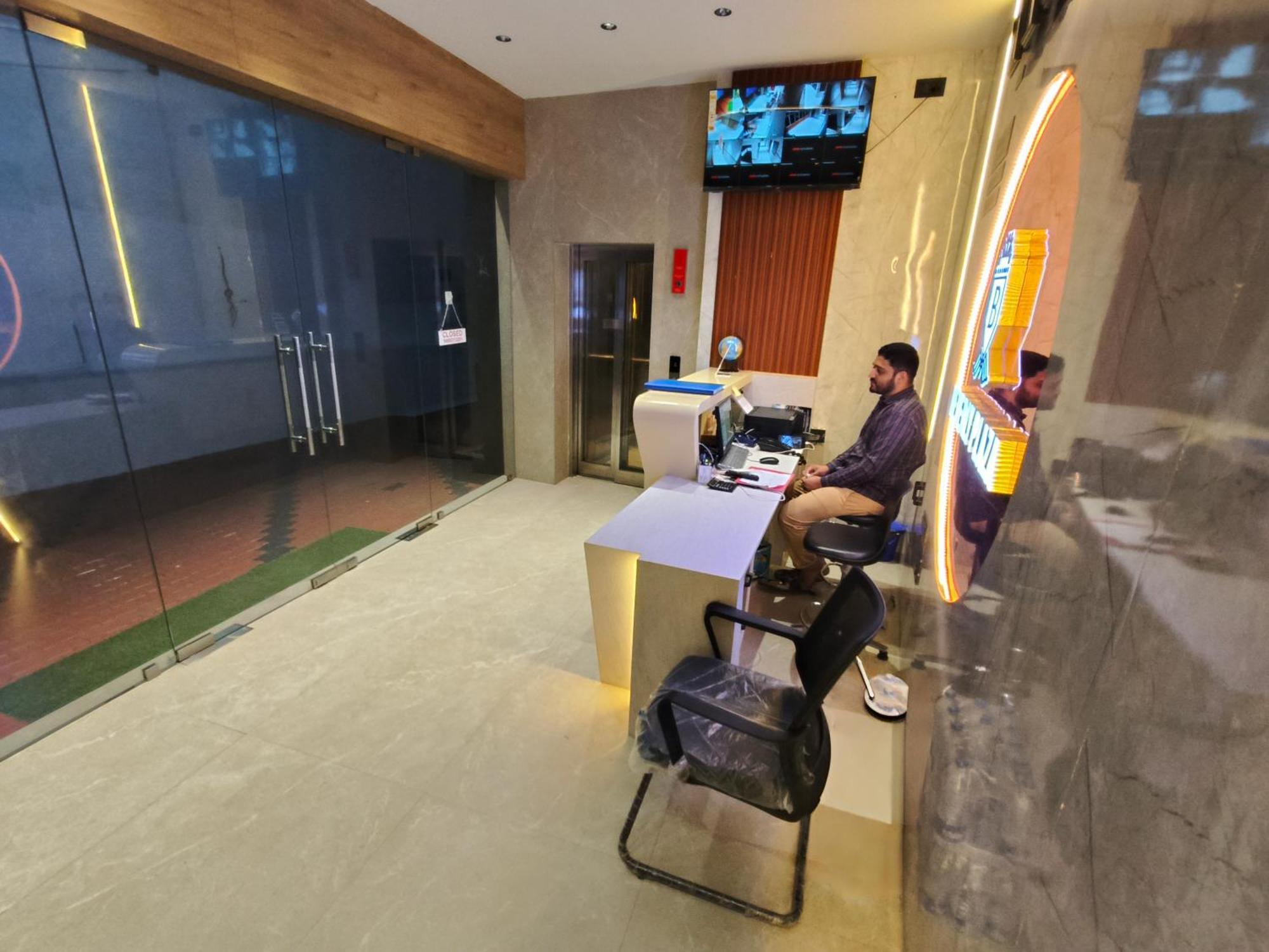 Hotel Beverly Plaza Kozhikode Exterior photo